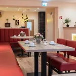 Hotel Altes Weinhaus 3*