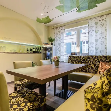 Otel Altes Weinhaus