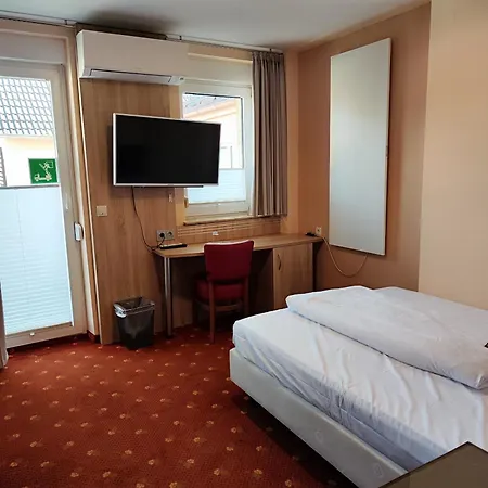 Otel Altes Weinhaus Neustadt an der Weinstraße