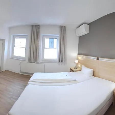Altes Weinhaus 3*