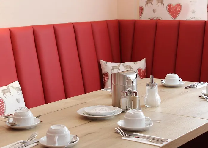 Altes Weinhaus Hotel 3*